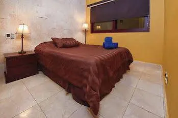 Отель Residencia El Faro Плая-дель-Кармен